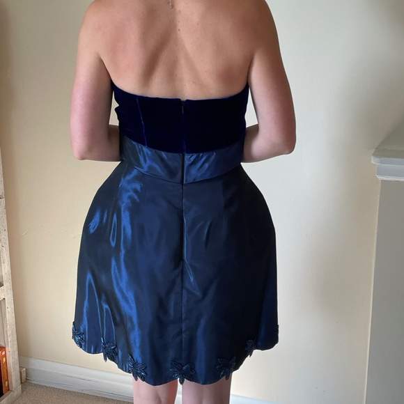 Strapless blue velvet & Satin dress sz 4. By Oleg Cassini Dress - Picture 3 of 3